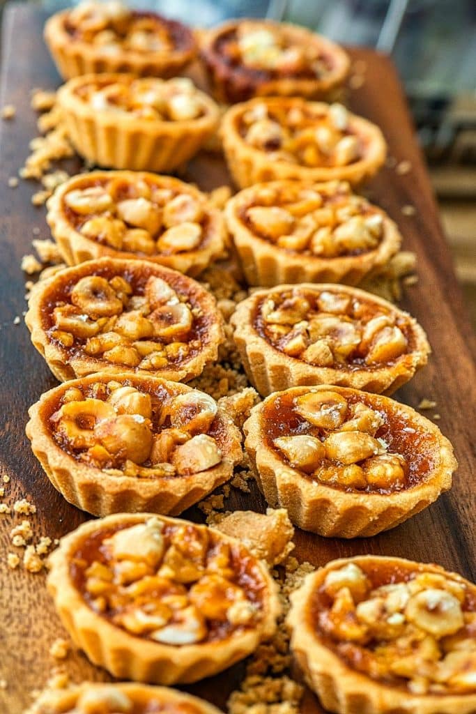 Nut tart